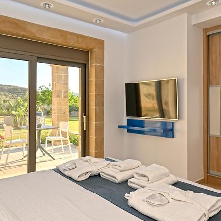 Larimar Luxury Sea View Villa Kíssamos Exteriér fotografie