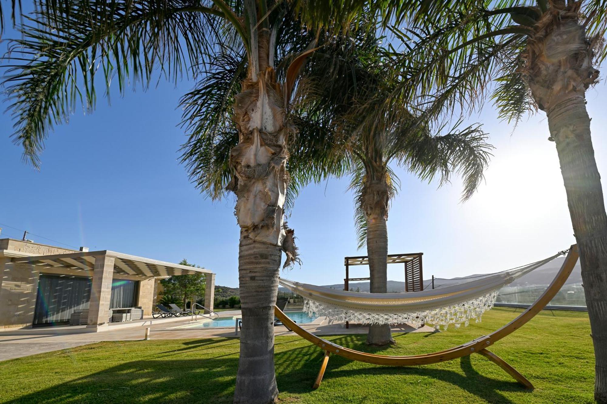 Larimar Luxury Sea View Villa Kíssamos Exteriér fotografie